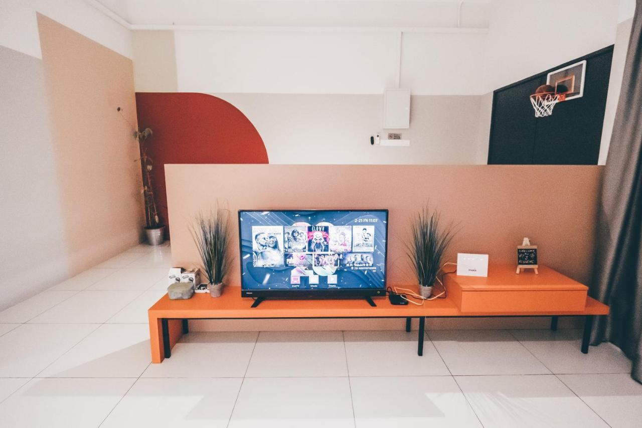 J Residence Бантинг Екстериор снимка