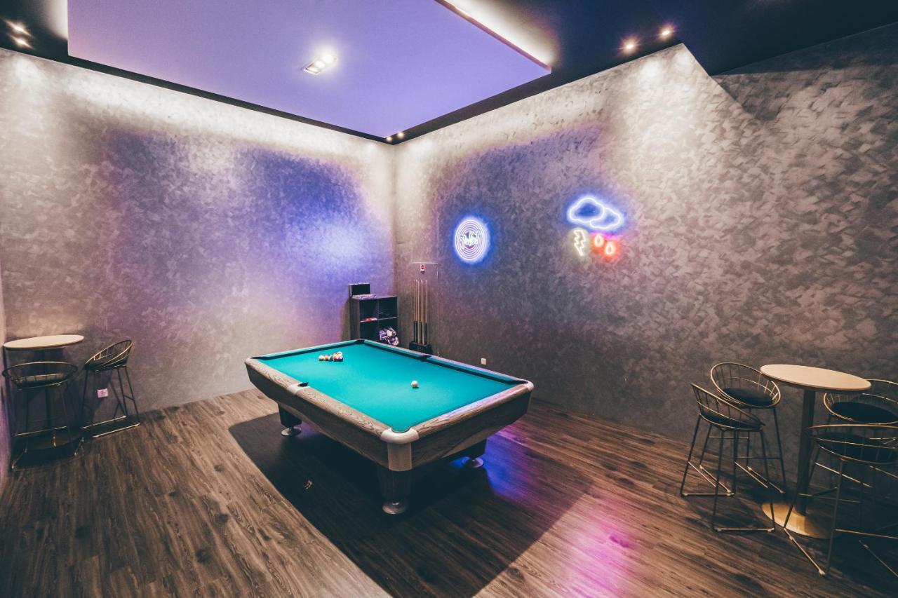 J Residence Бантинг Екстериор снимка