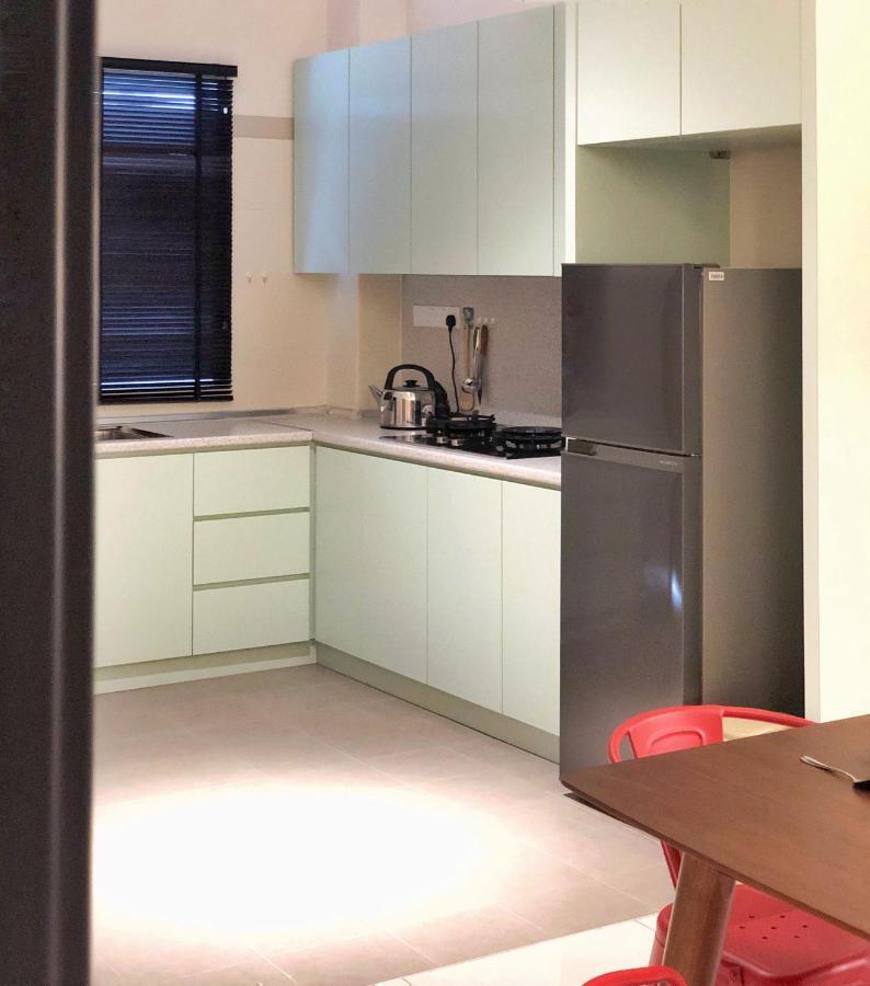 J Residence Бантинг Екстериор снимка